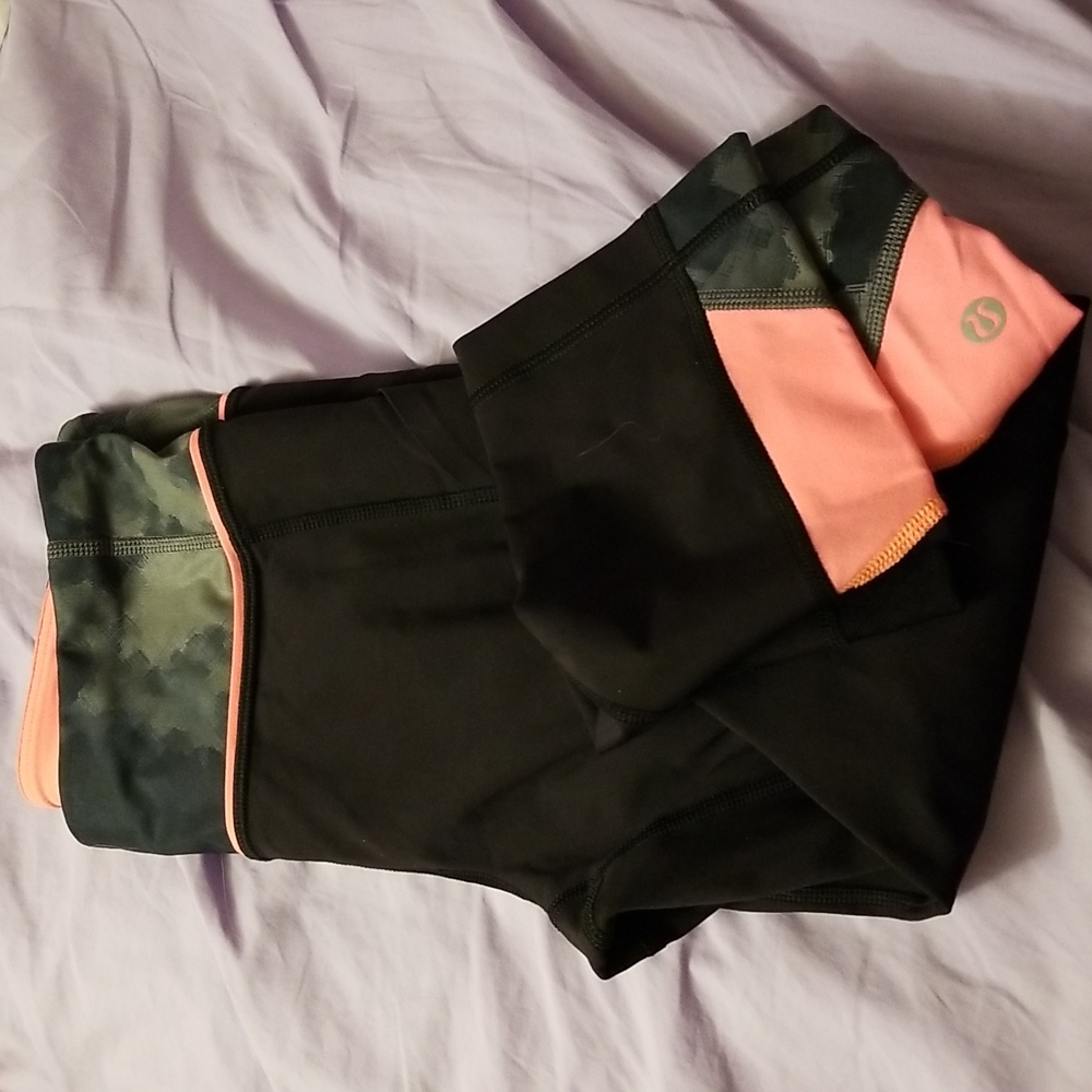 Lululemon capri pants